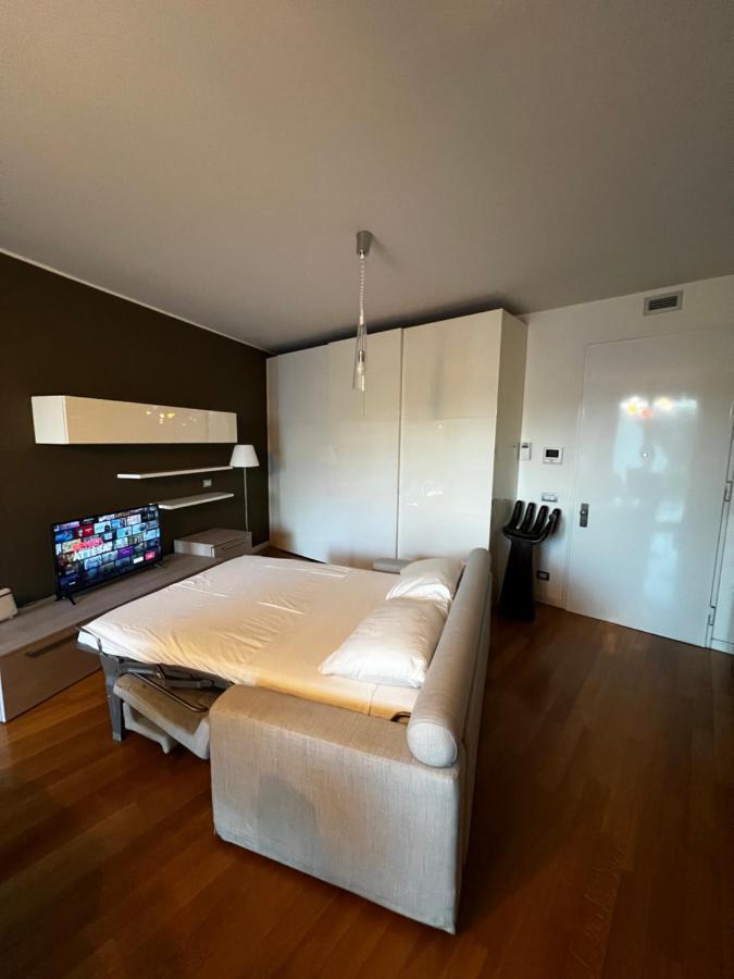 Place Of Peace Apartment Assago Exterior photo